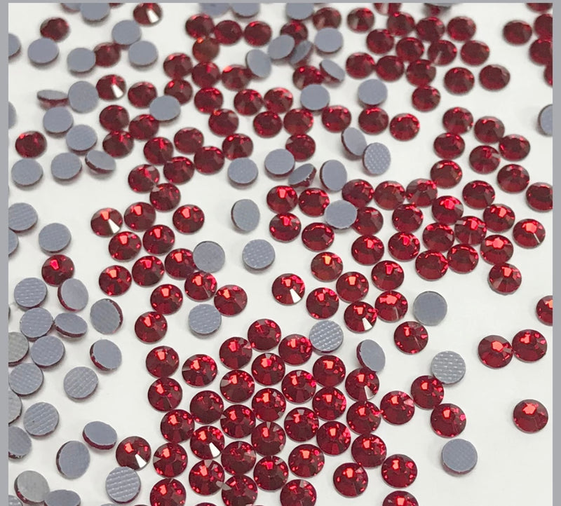 Korean Low Lead  Lt, Siam Rhinestones